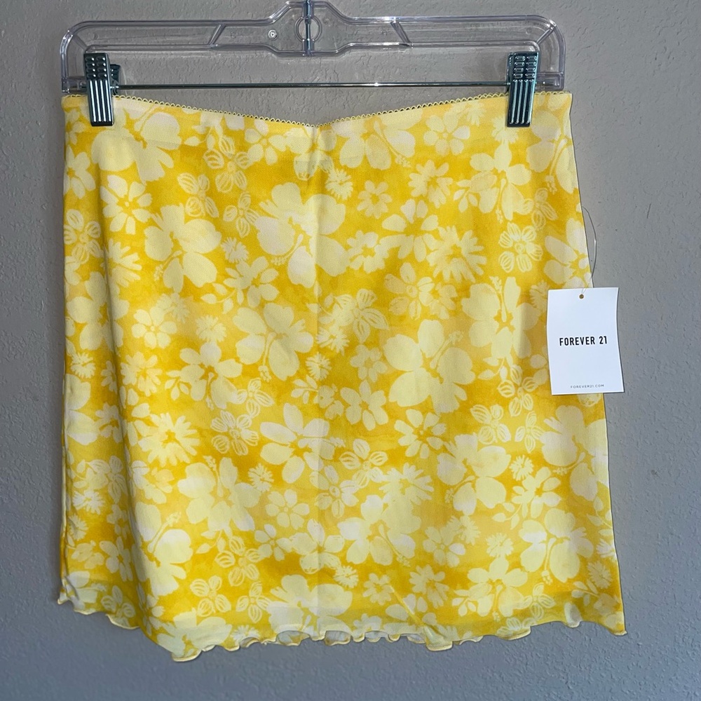 Forever 21 Yellow Floral Women's Skirt Large